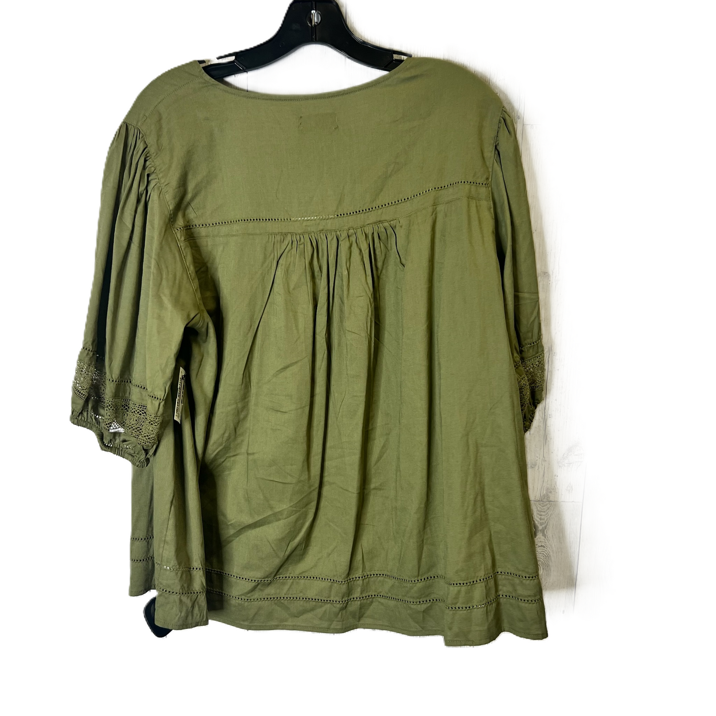 Top Short Sleeve By Wonderly In Green, Size: Xl