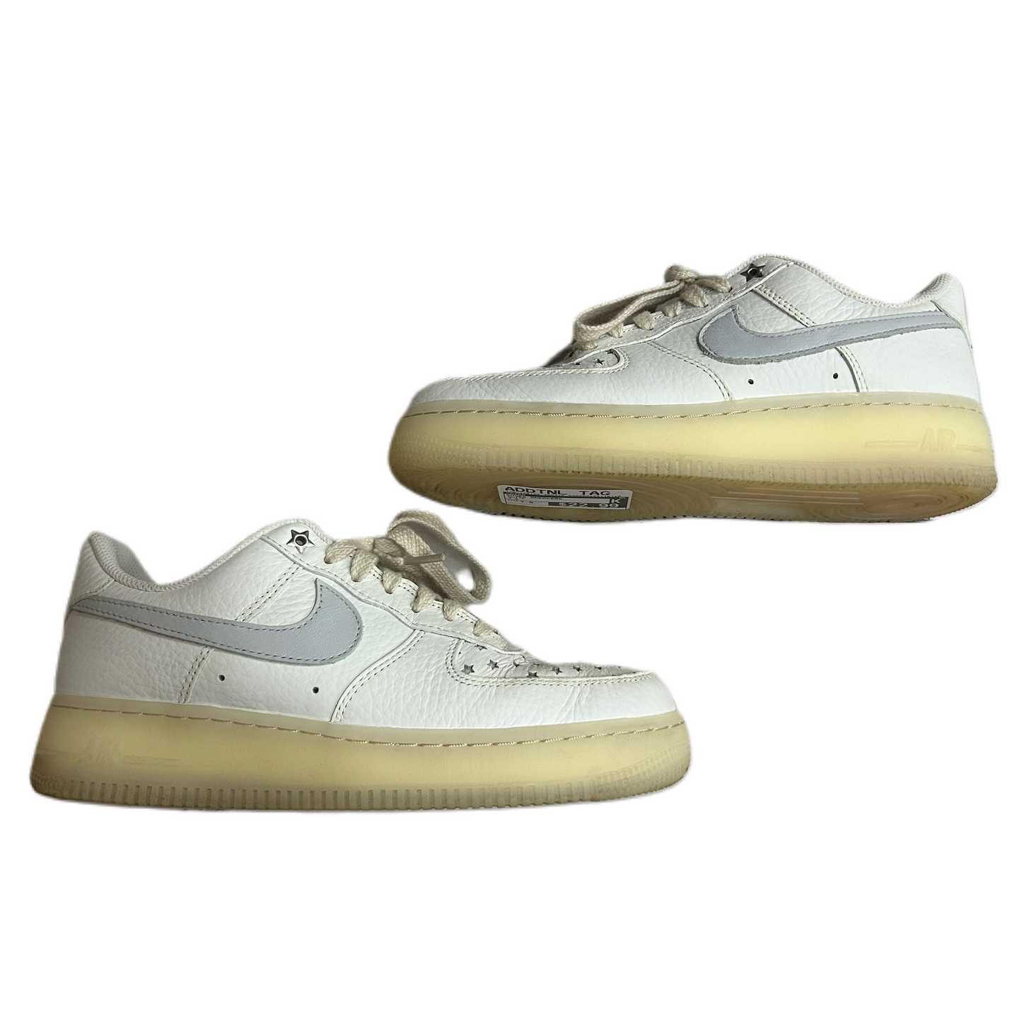 Shoes Sneakers By Nike In White, Size: 7.5