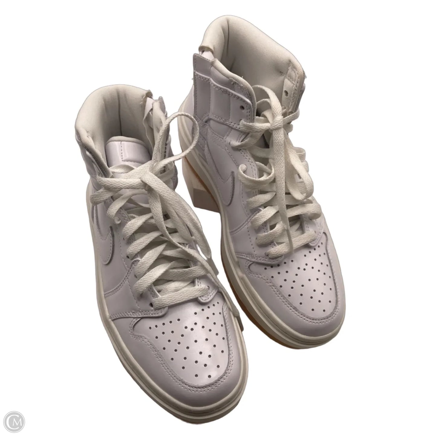 Shoes Athletic By Nike In White, Size: 7