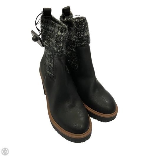 Boots Ankle Flats By Forever 21 In Black, Size: 8