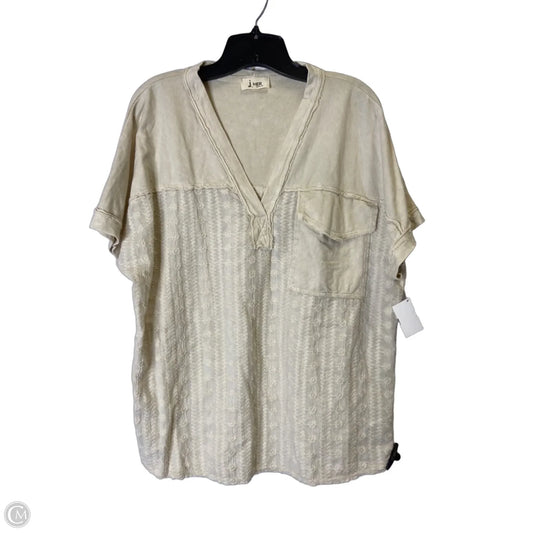 Top Short Sleeve By Clothes Mentor In Cream, Size: S