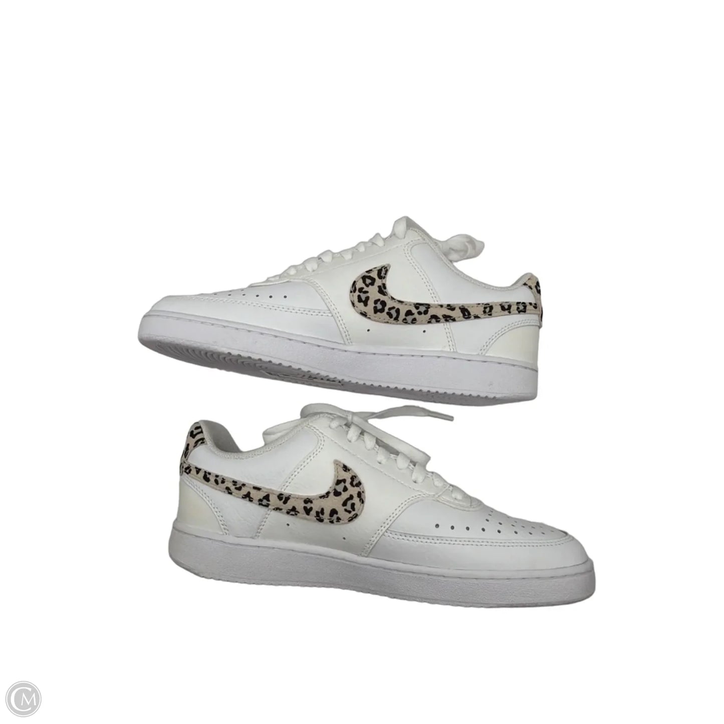 Shoes Sneakers By Nike In White, Size: 9