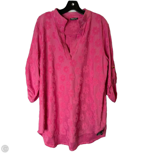 Top Short Sleeve By Heimish Usa In Pink, Size: 2x