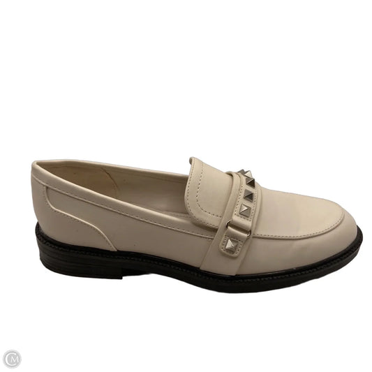 Shoes Flats By Marc Fisher In Cream, Size: 7.5