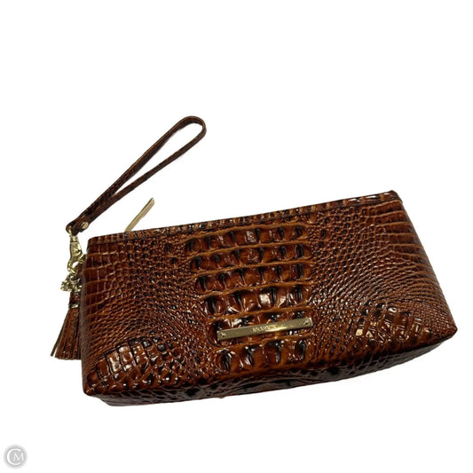 Wristlet Designer By Brahmin, Size: Large