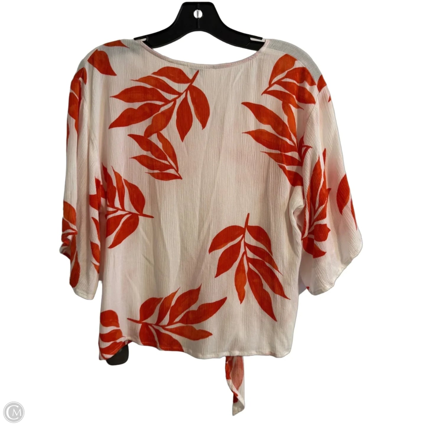 Top Short Sleeve By Clothes Mentor In White, Size: L