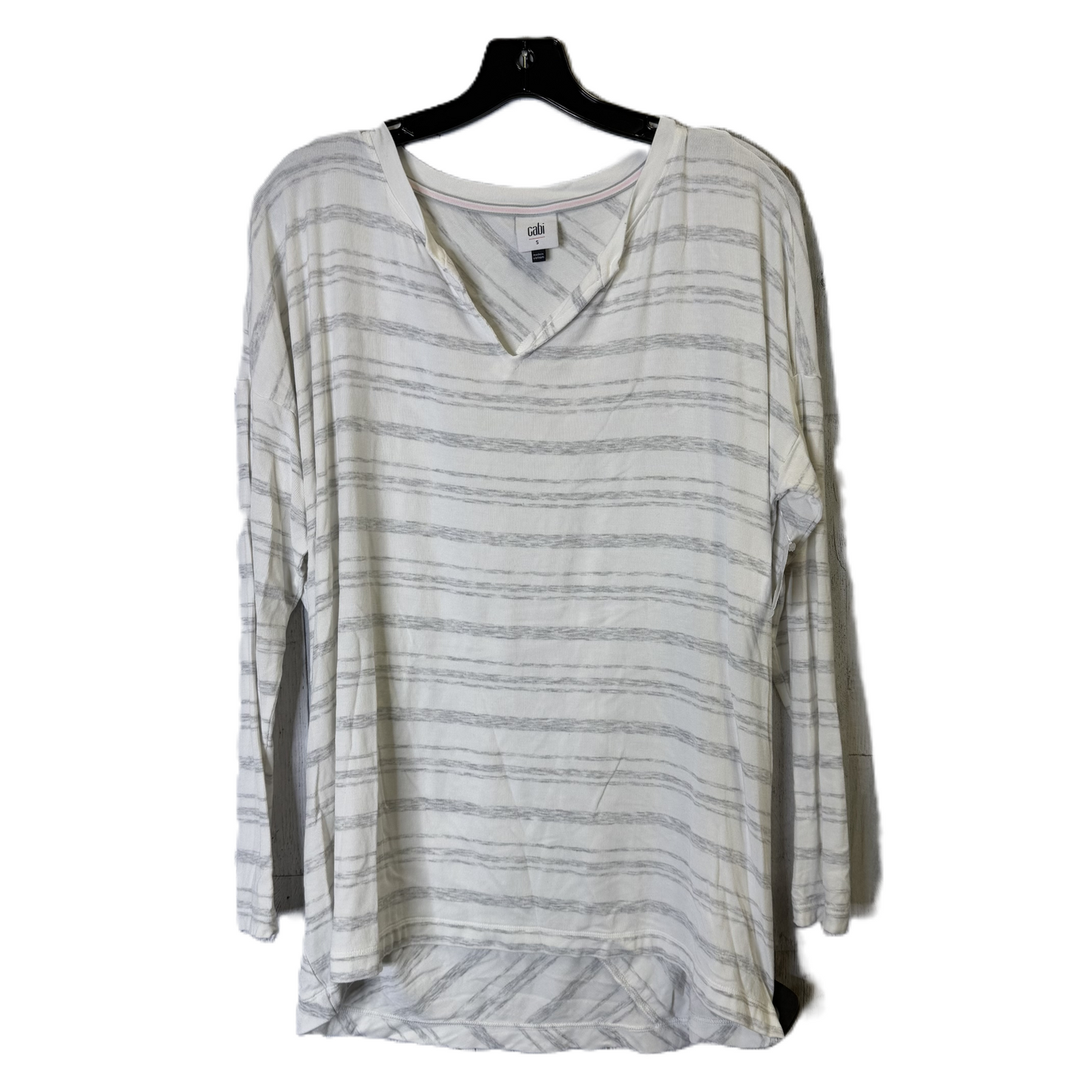 Top Long Sleeve Basic By Cabi In Cream, Size: S