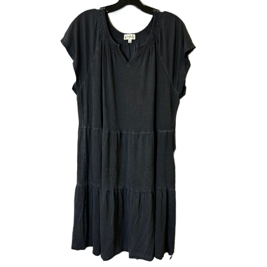 Dress Casual Short By Wonderly In Black, Size: L