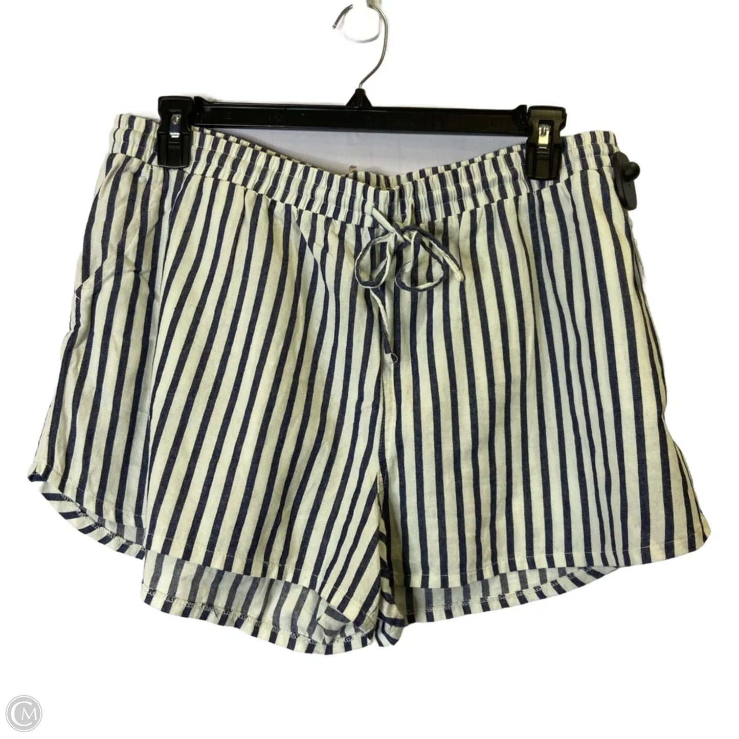 Shorts By Universal Thread In Striped Pattern, Size: Xl