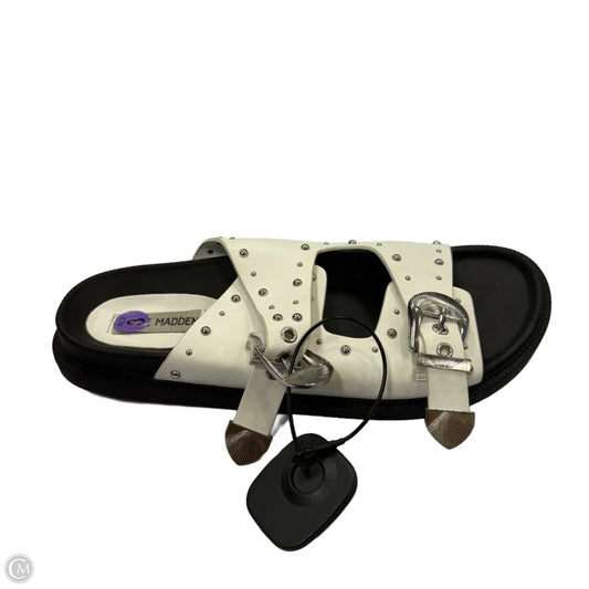 Sandals Flats By Steve Madden In White, Size: 8