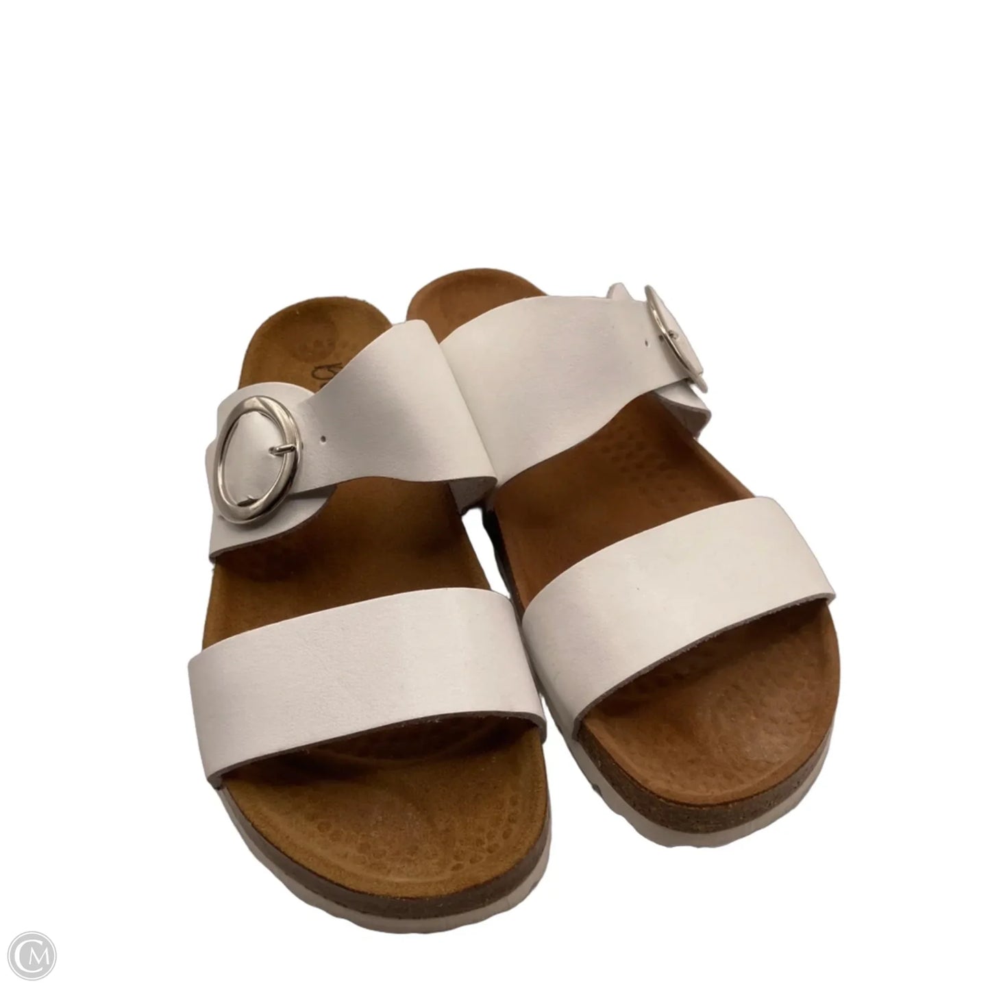 Sandals Flats By Clothes Mentor In White, Size: 9