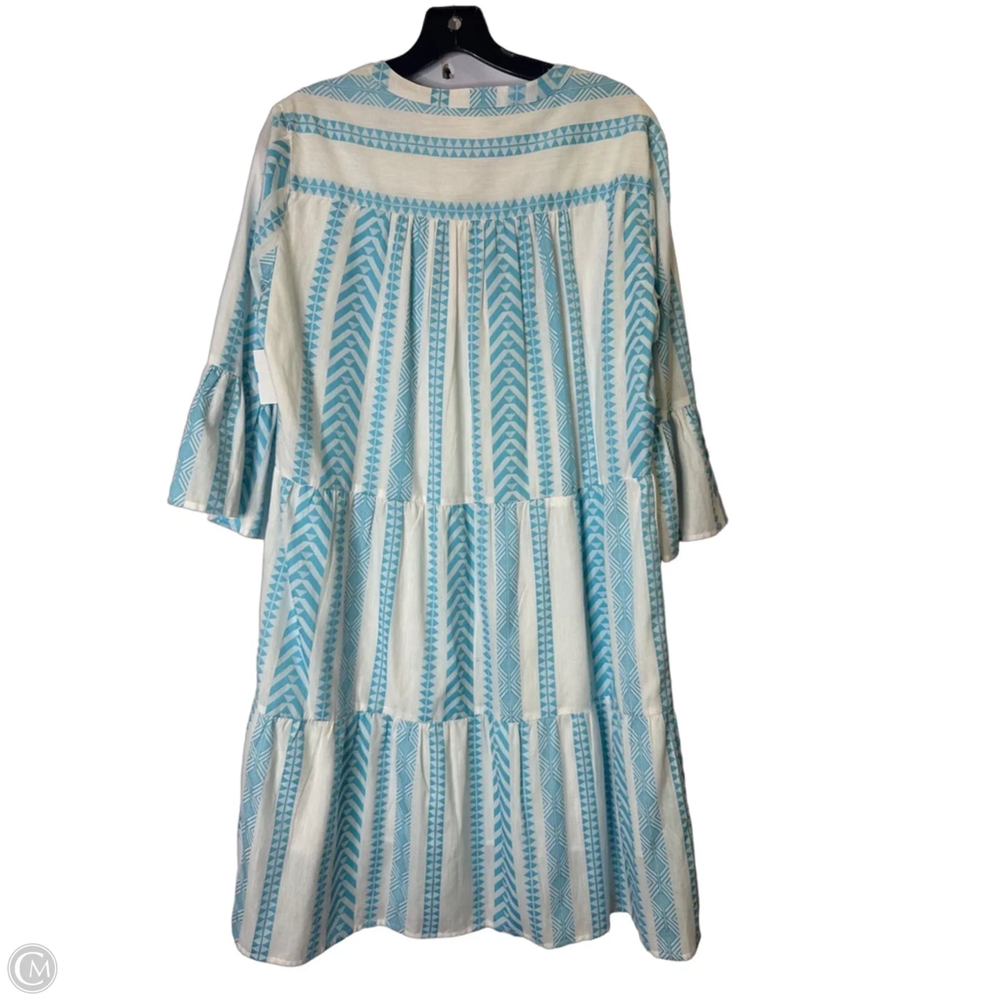 Dress Casual Short By Clothes Mentor In Blue & White, Size: M