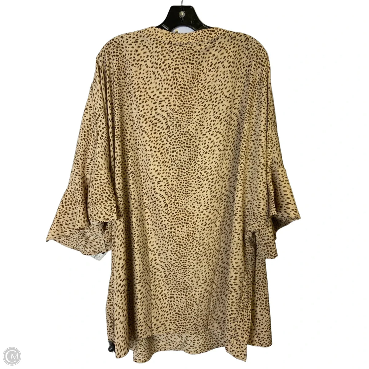 Top Short Sleeve By Bloomchic In Tan, Size: 26