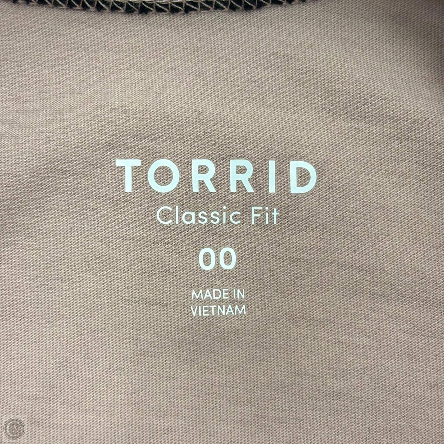 Top Short Sleeve By Torrid In Black & Pink, Size: M