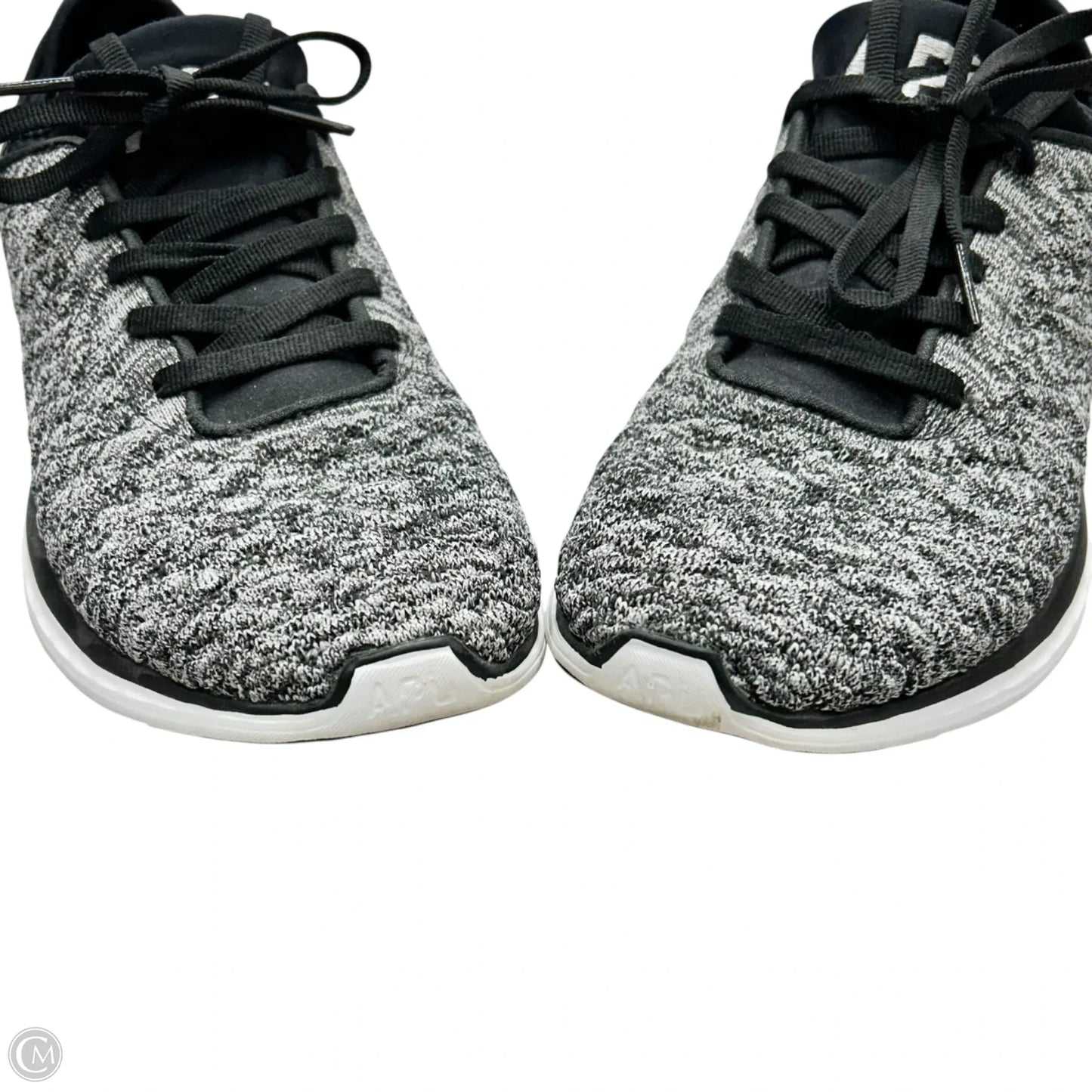 Shoes Designer By Apl In Black & White, Size: 8.5