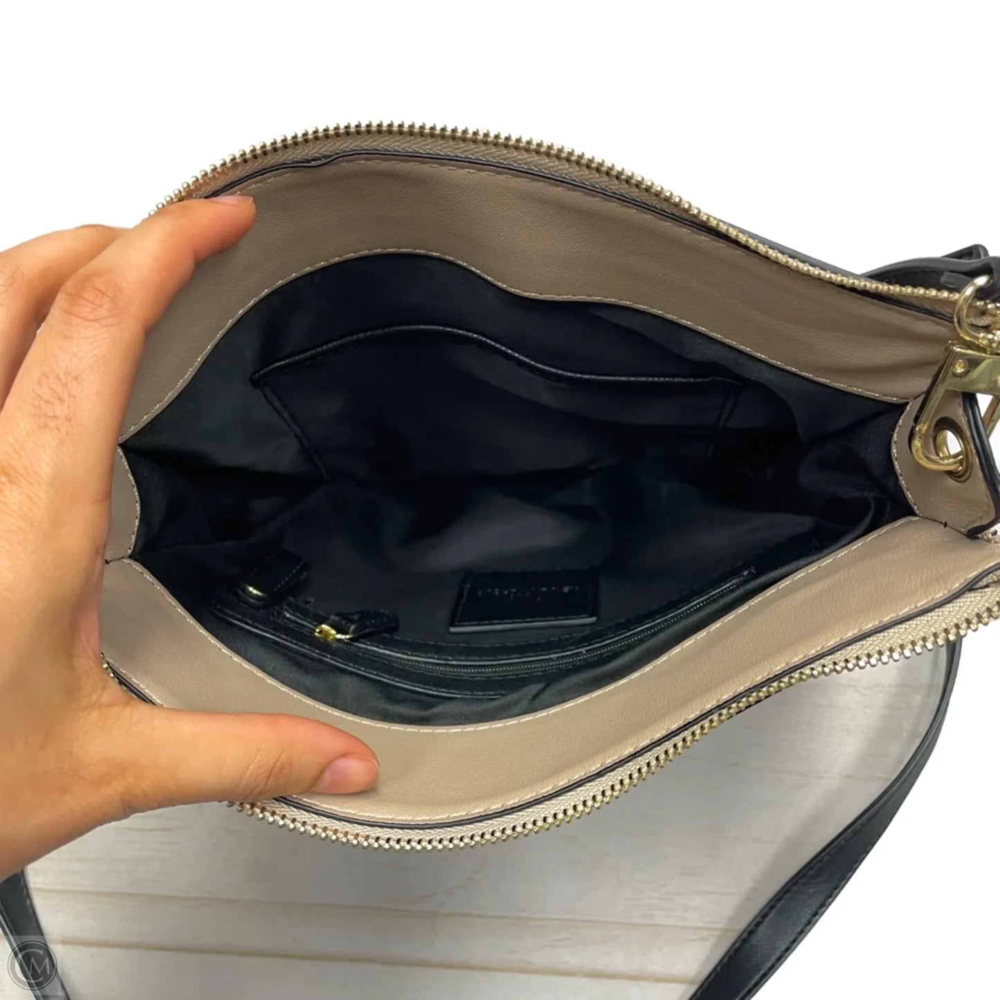 Crossbody Designer By Neiman Marcus, Size: Medium