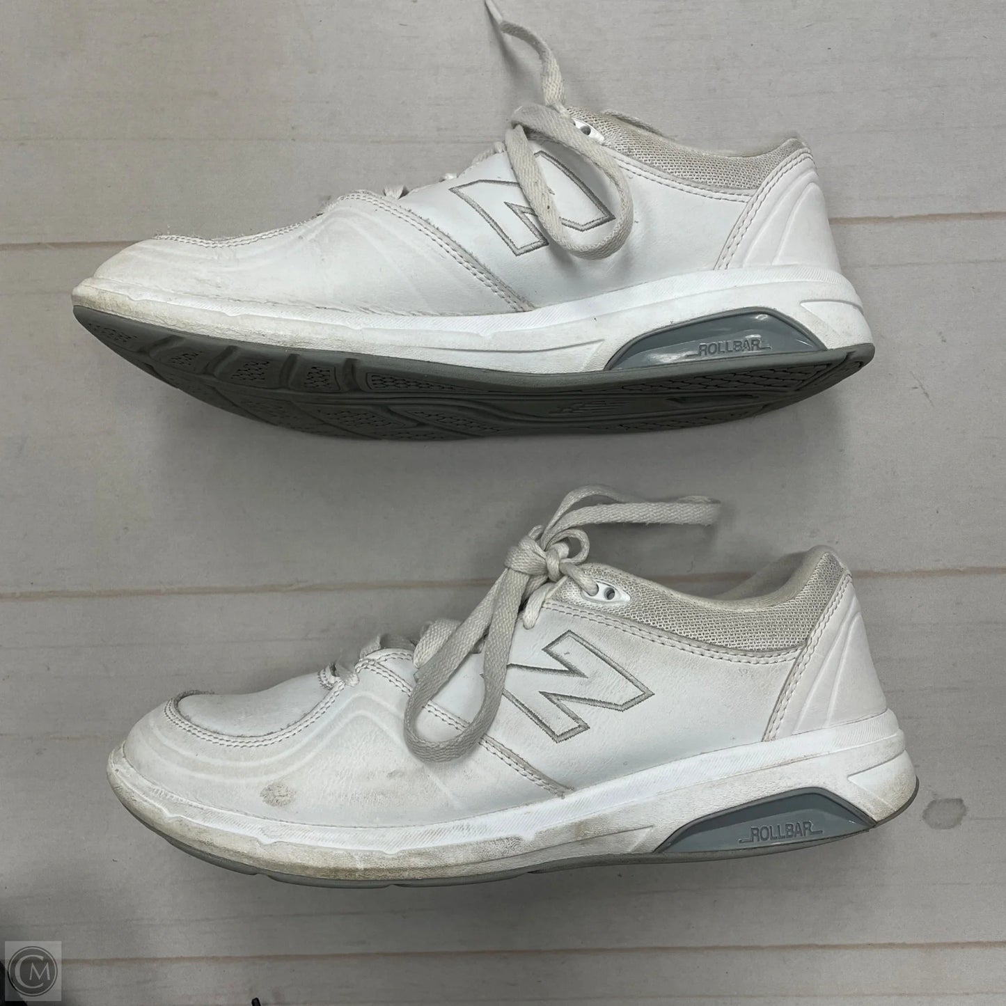 Shoes Athletic By New Balance In White, Size: 9