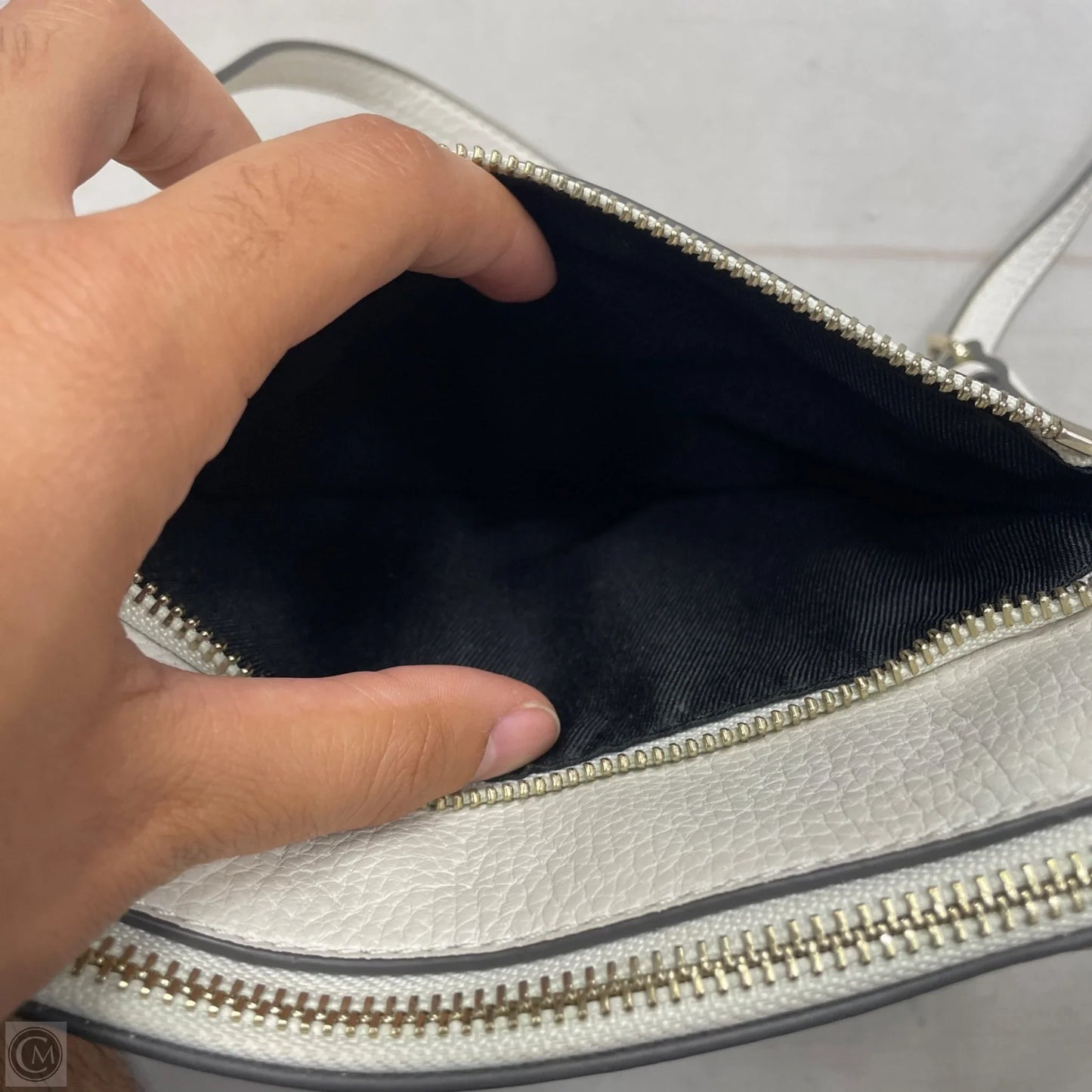 Crossbody Leather By Vince Camuto, Size: Small