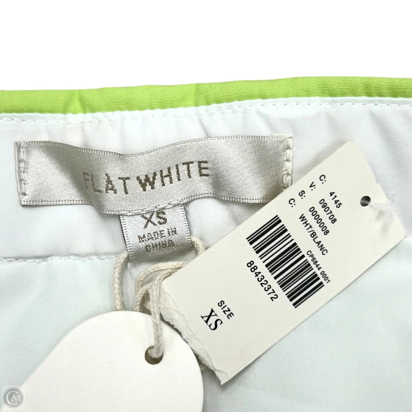 Dress Party Short By Flat White In Green & White, Size: Xs