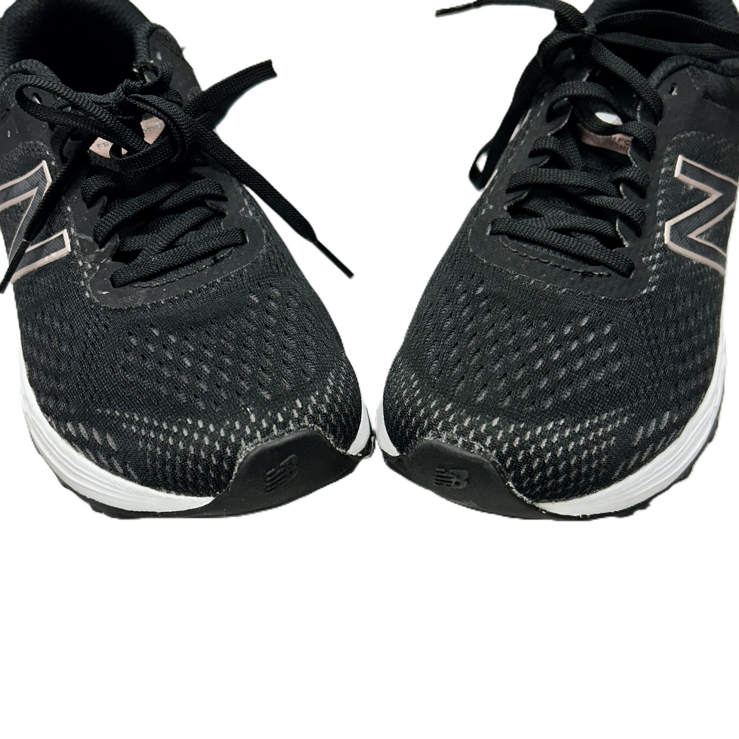 Shoes Athletic By New Balance In Black & White, Size: 7.5