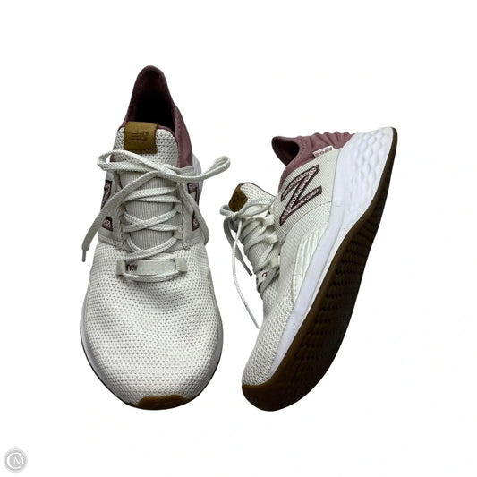 Shoes Athletic By New Balance In Pink & White, Size: 9