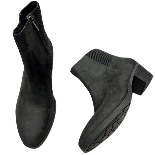 Boots Ankle Heels By Vionic In Black, Size: 11