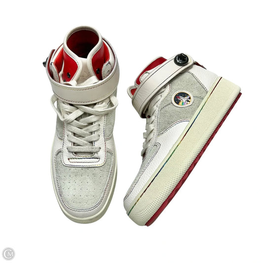 Shoes Designer By Coach In Cream, Size: 9