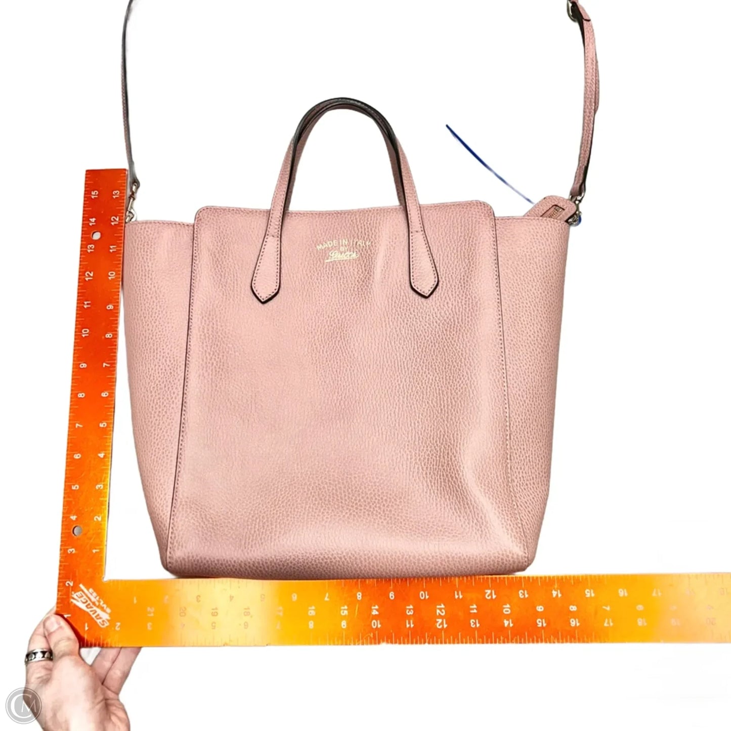 Handbag Luxury Designer By Gucci, Size: Medium