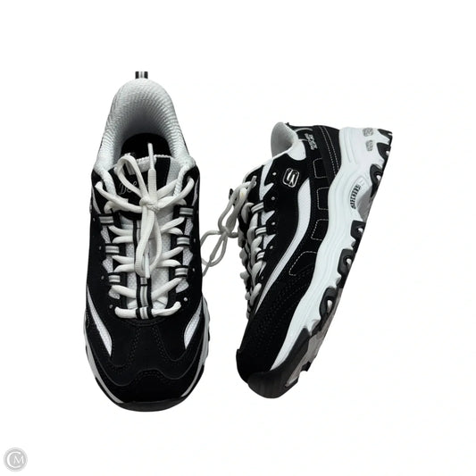 Shoes Sneakers By Skechers In Black & White, Size: 10