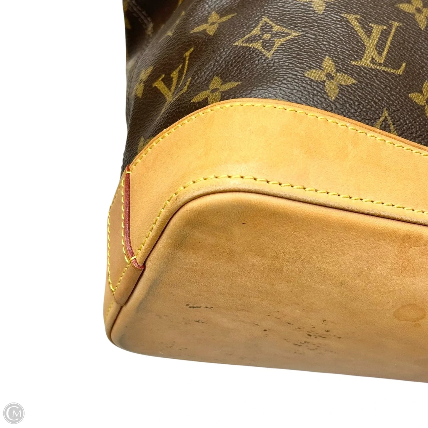 Handbag Luxury Designer By Louis Vuitton, Size: Medium