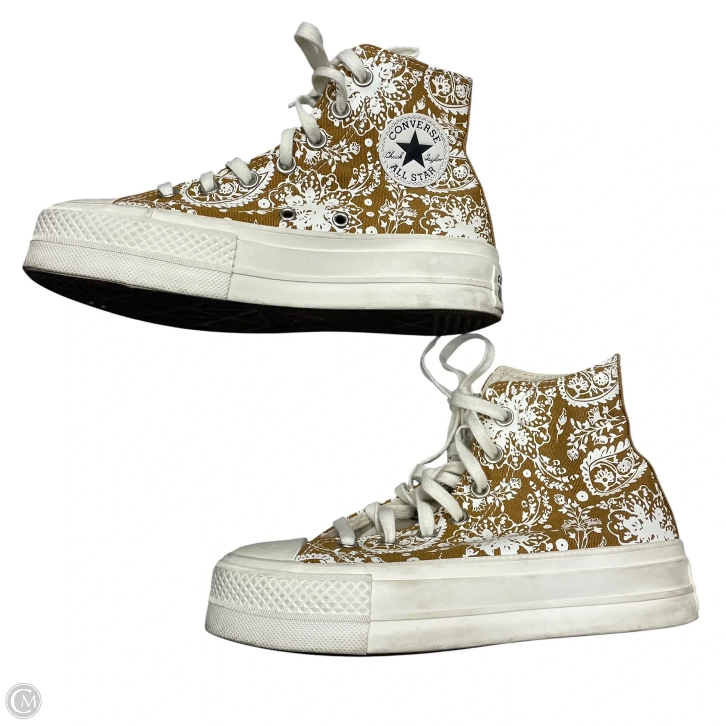 Shoes Sneakers Platform By Converse In White & Yellow, Size: 5.5