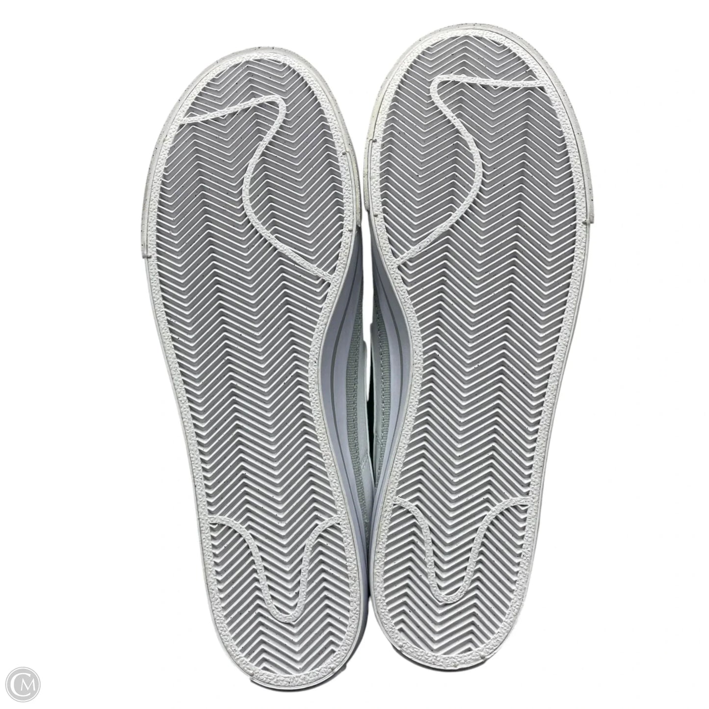 Shoes Sneakers By Nike In Green & White, Size: 11