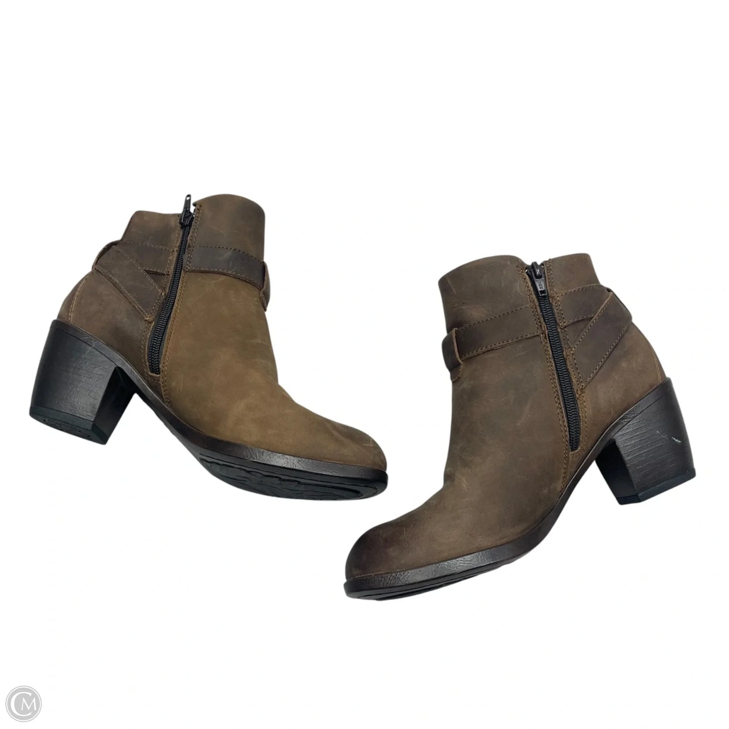 Boots Ankle Heels By Boc In Brown, Size: 7