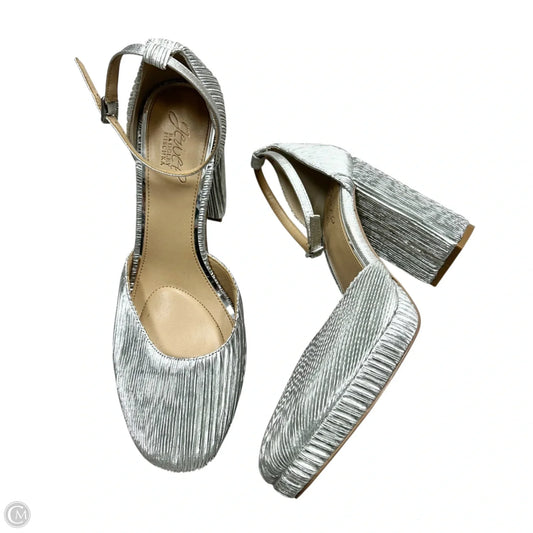 Shoes Heels Block By Badgley Mischka In Silver, Size: 9