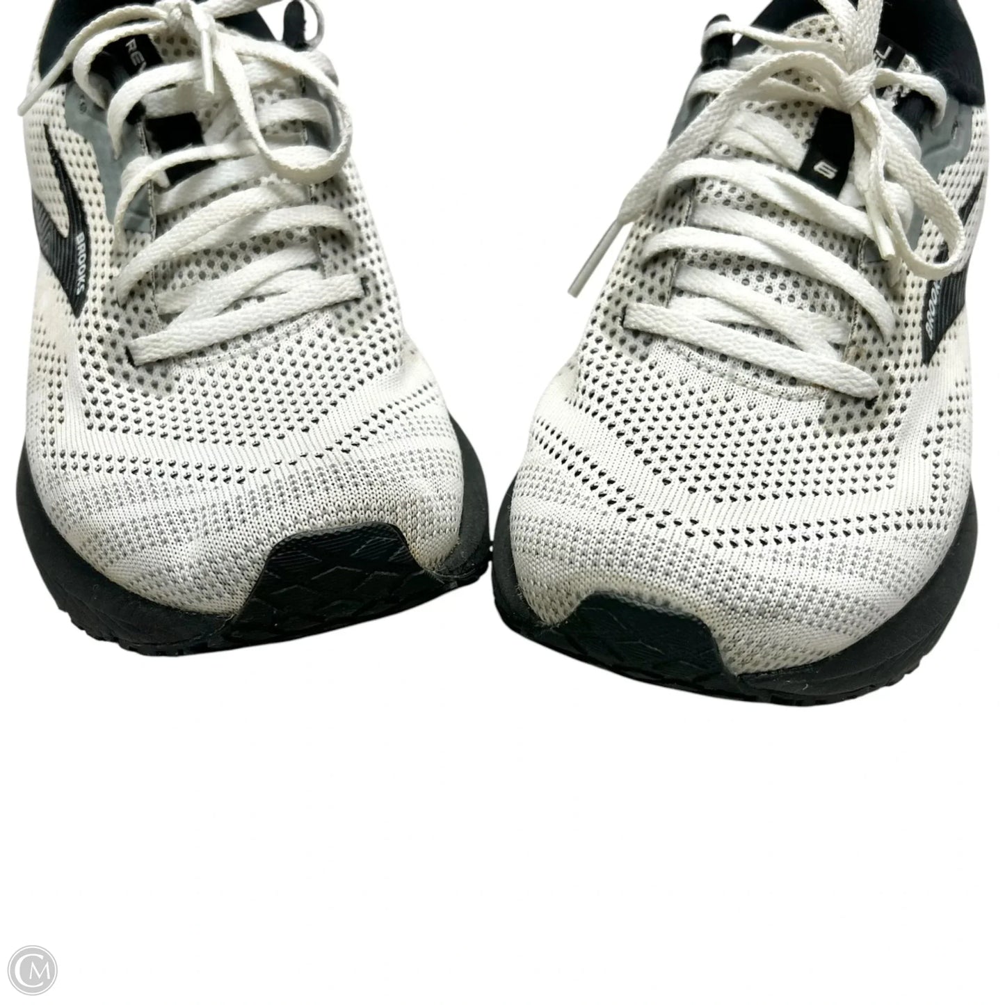 Shoes Athletic By Brooks In Black & White, Size: 8.5