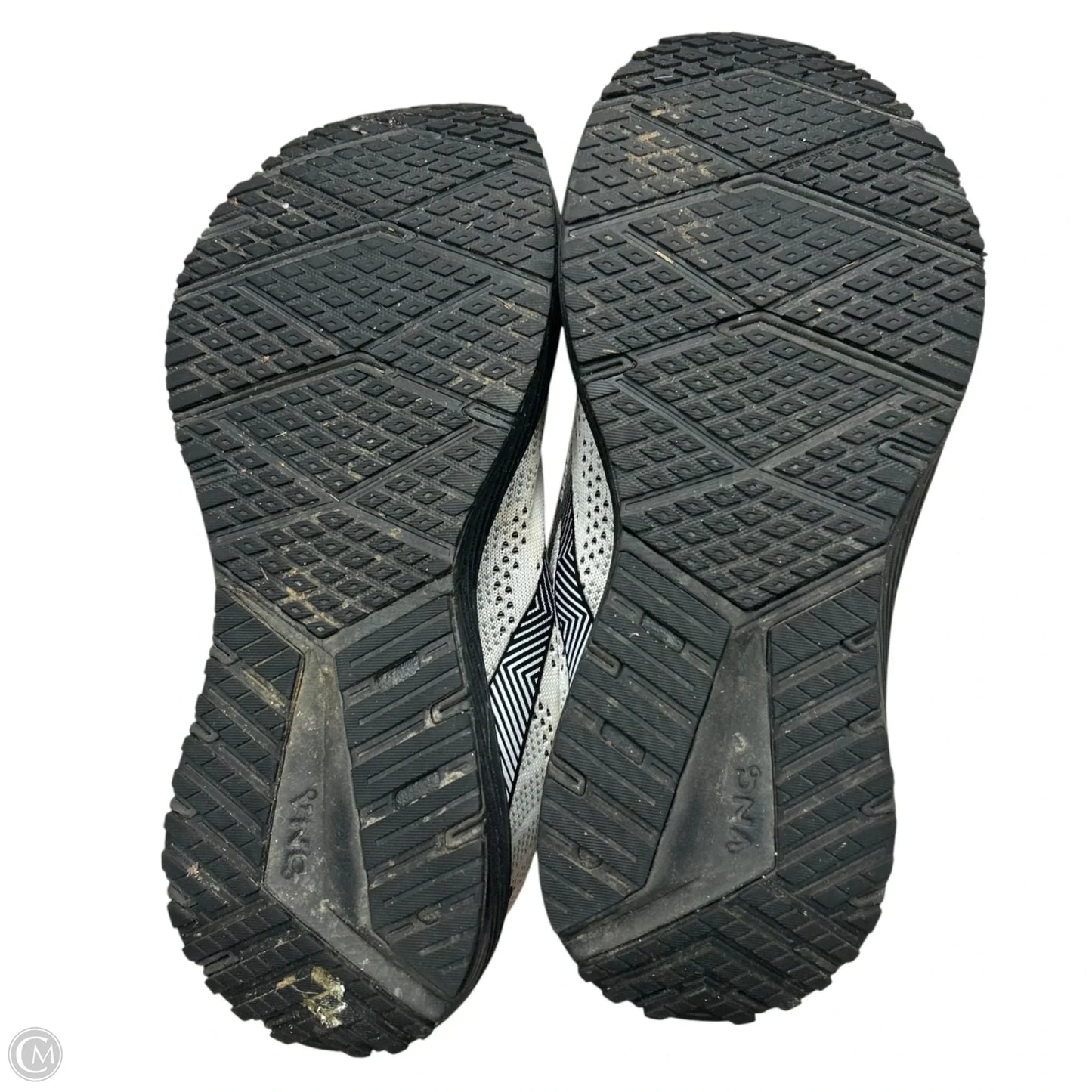 Shoes Athletic By Brooks In Black & White, Size: 8.5
