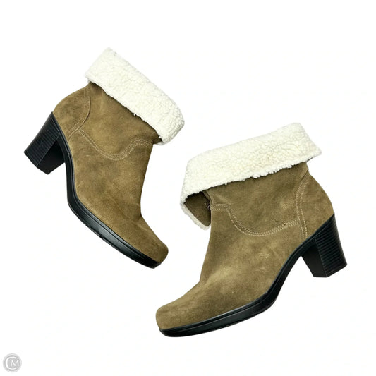 Boots Ankle Heels By Clarks In Green & White, Size: 9.5