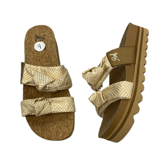 Cream & Tan Sandals Heels Platform By Reef, Size: 9