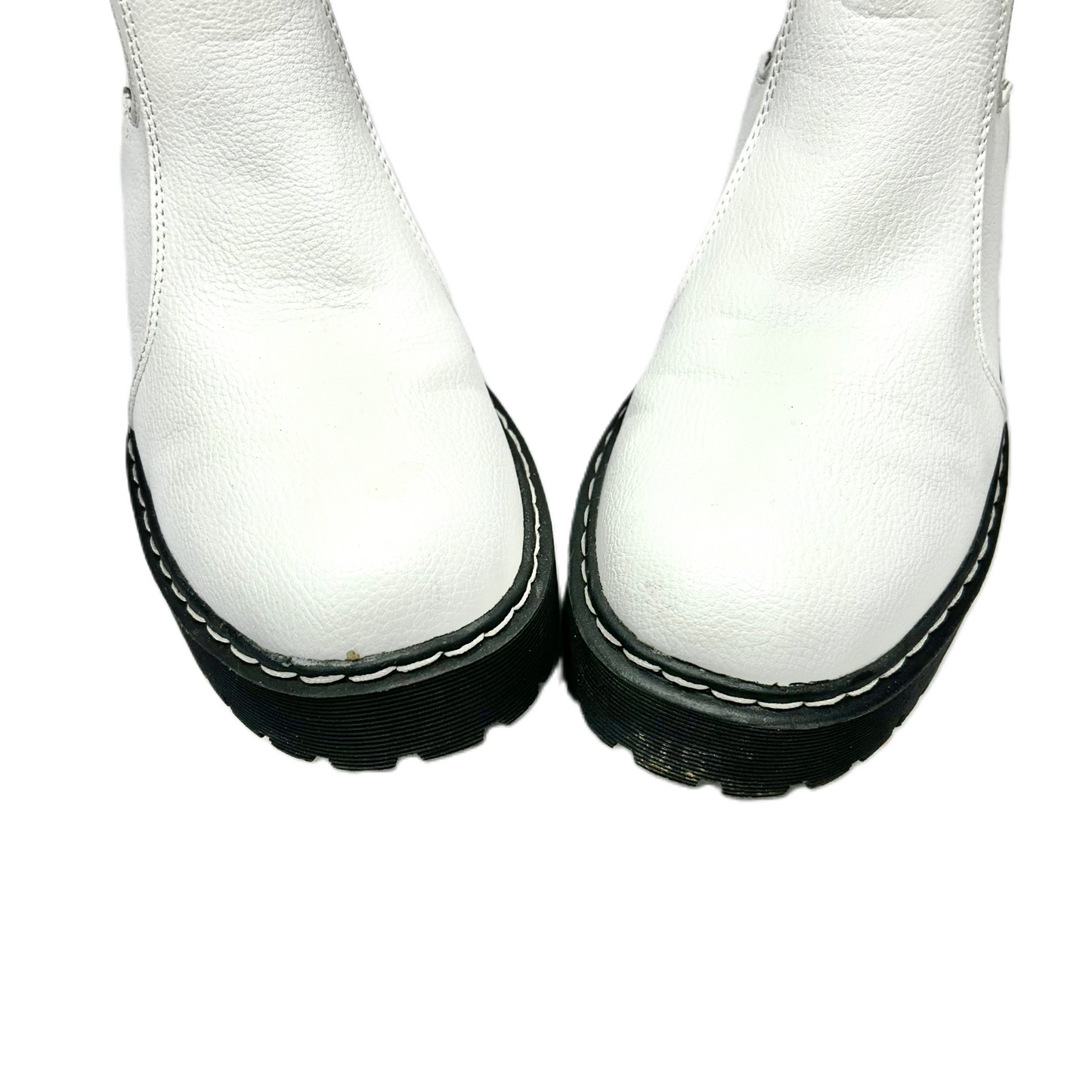 White Boots Ankle Flats By Sincerely Jules, Size: 8.5