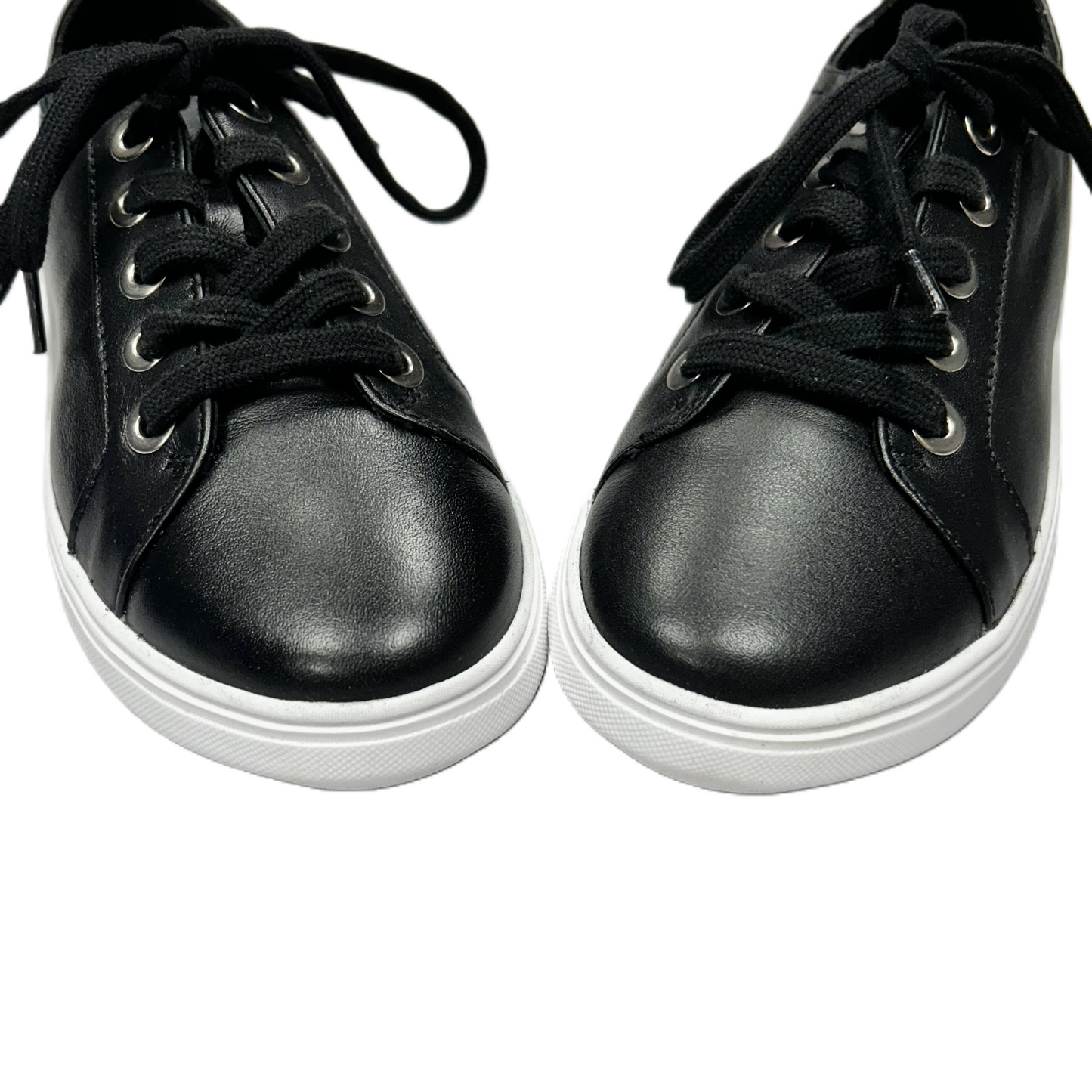 Shoes Sneakers By Patina In Black, Size: 6.5