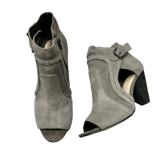 Shoes Heels Block By Vince Camuto In Grey, Size: 7.5