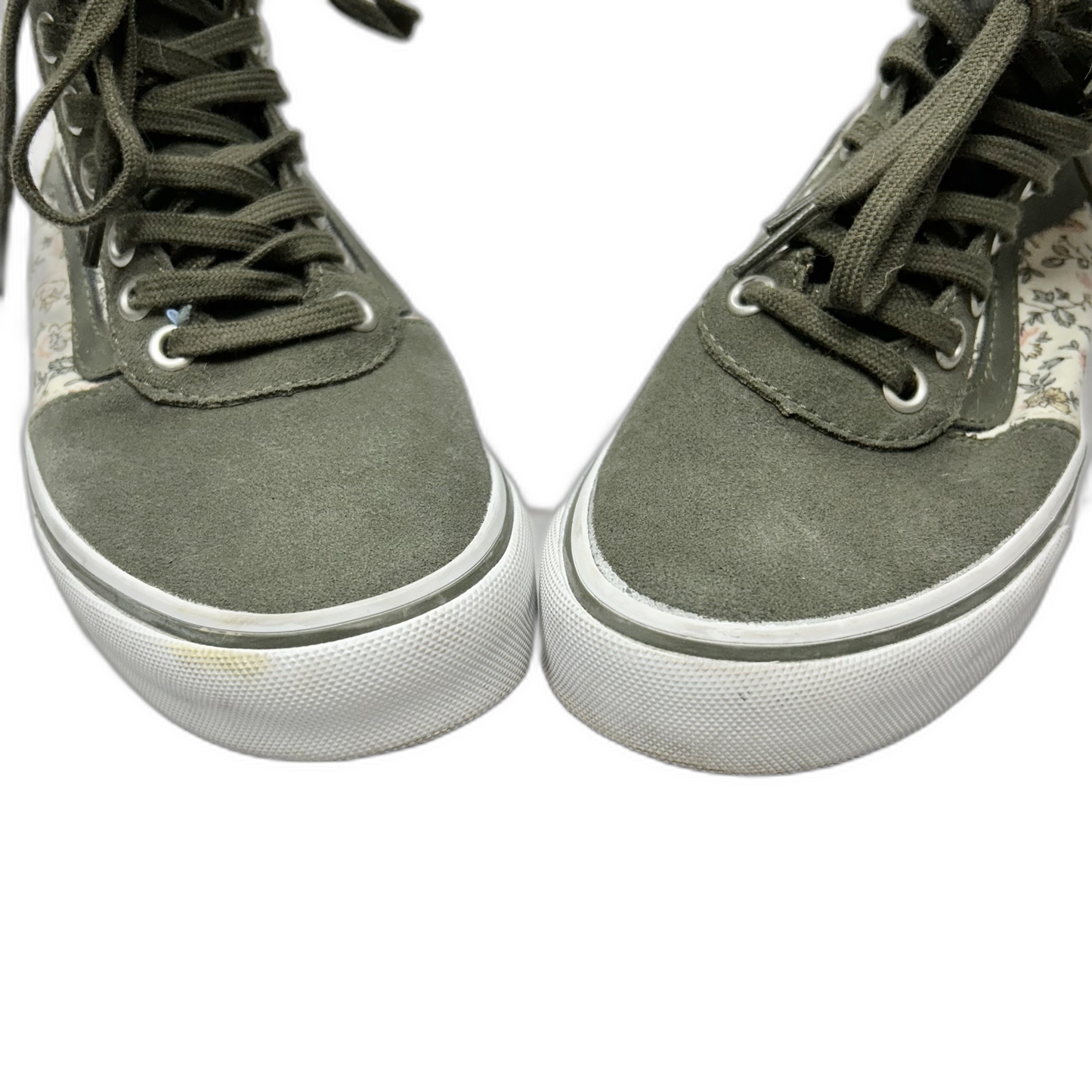 Shoes Sneakers By Vans In Cream & Green, Size: 6