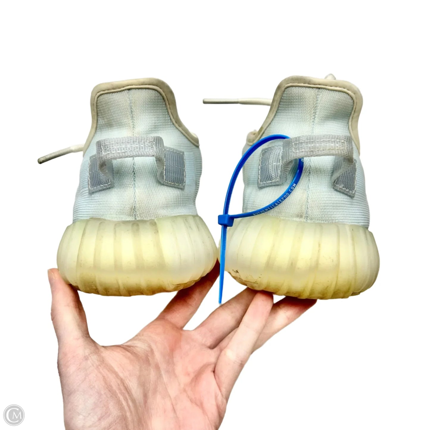 Shoes Luxury Designer By Yeezy In Blue & Cream, Size: 9.5