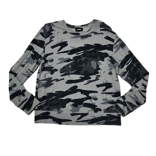 Top Long Sleeve By Monrow In Camouflage Print, Size: L