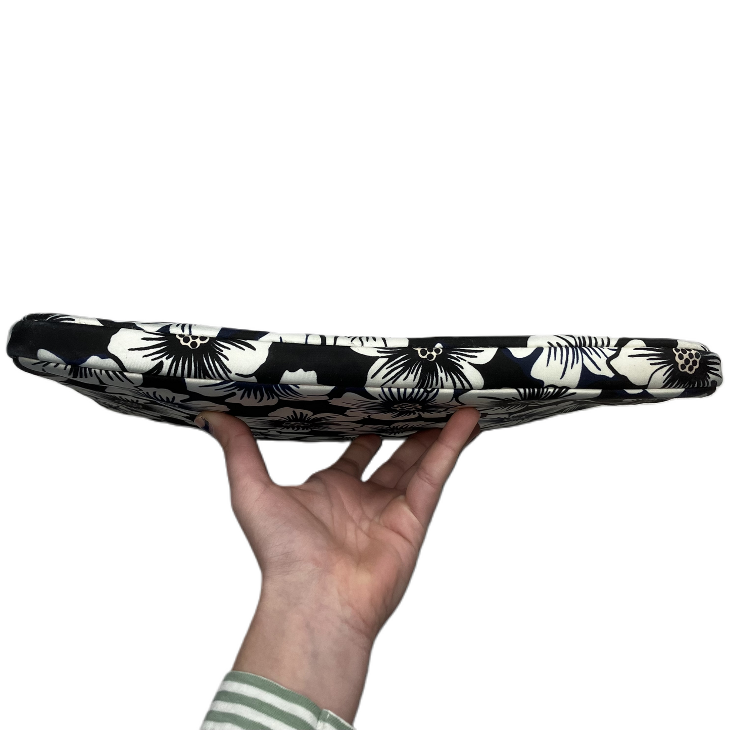 Laptop Sleeve Designer By Kate Spade, Size: Large