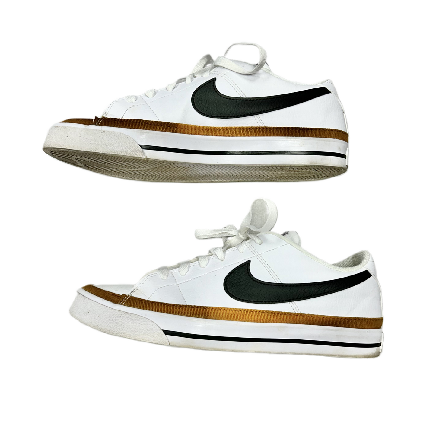 Shoes Sneakers By Nike In Black & White, Size: 9