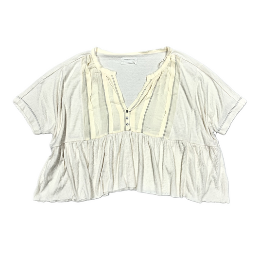 Top Short Sleeve By Urban Outfitters In Cream, Size: S