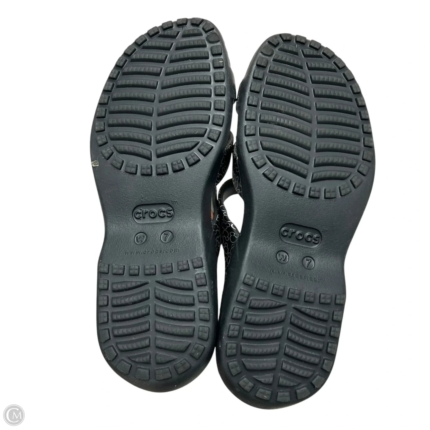Sandals Flats By Crocs In Black, Size: 7
