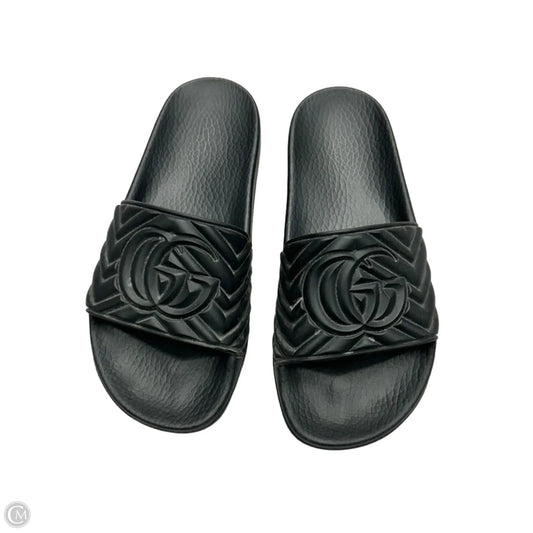 Sandals Luxury Designer By Gucci In Black, Size: 6.5