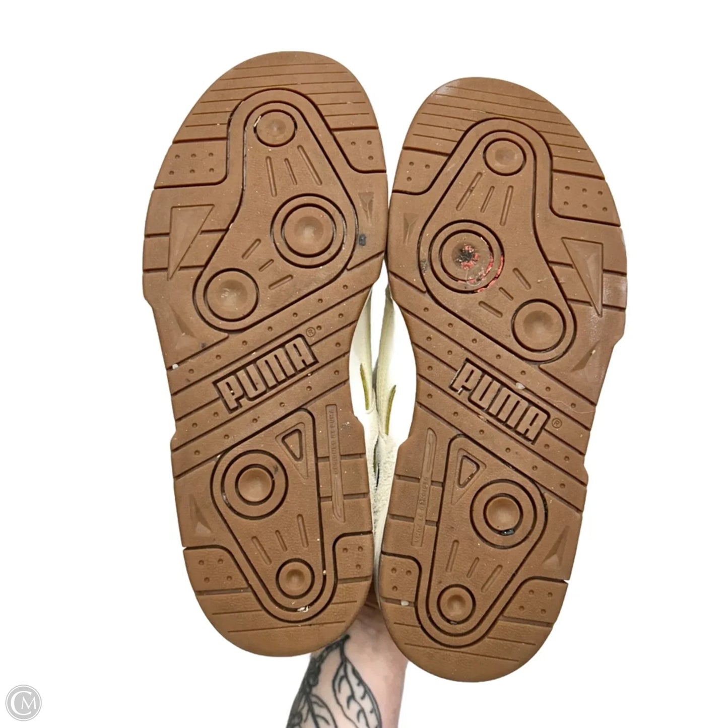 Shoes Sneakers By Puma In Gold & White, Size: 8